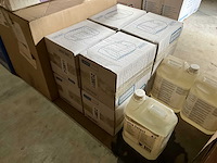 Diverse schoonmaakmiddelen - afbeelding 4 van  8