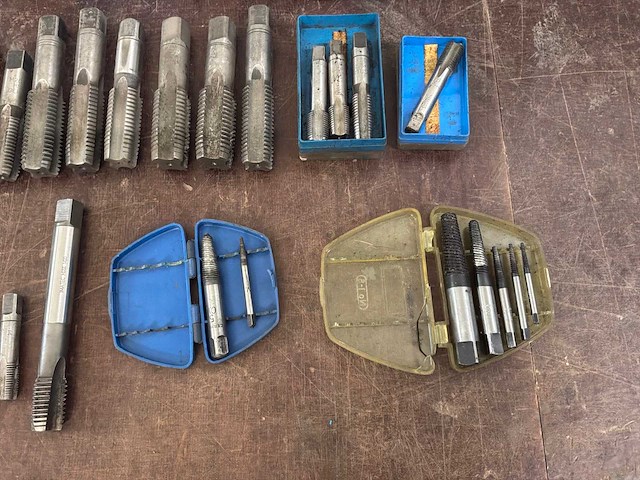 Diverse schroefdraadboren - afbeelding 1 van  3