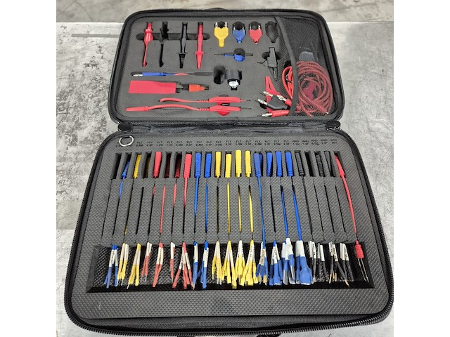 Diverse scoop connectors in opbergtas - afbeelding 1 van  10