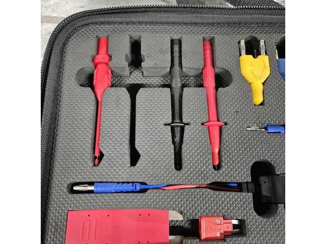 Diverse scoop connectors in opbergtas - afbeelding 3 van  10