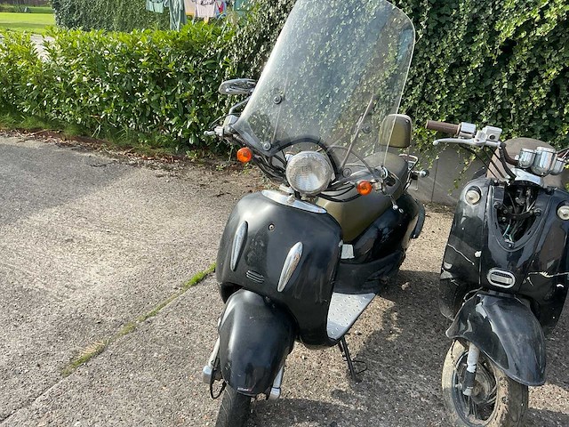 Diverse scooter (8x) - afbeelding 16 van  36