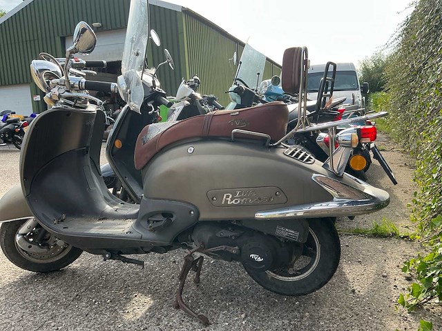 Diverse scooter (8x) - afbeelding 12 van  34