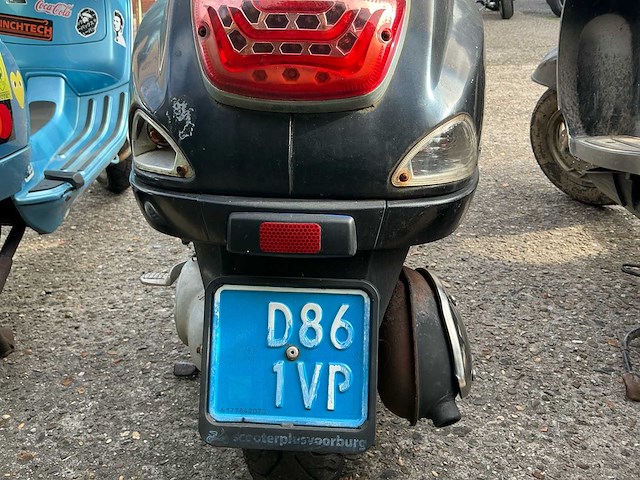 Diverse scooter (8x) - afbeelding 6 van  34