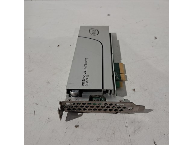 Diverse server-componenten, o.a. intel , seagate & kingston - afbeelding 2 van  32