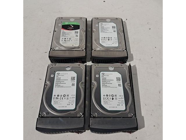 Diverse server-componenten, o.a. intel , seagate & kingston - afbeelding 11 van  32