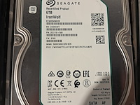 Diverse server-componenten, o.a. intel , seagate & kingston - afbeelding 15 van  32