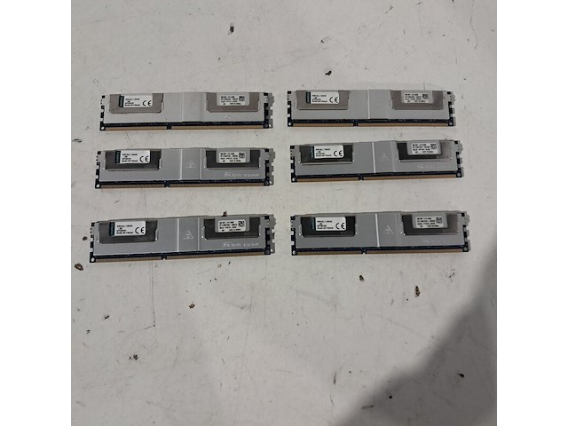Diverse server-componenten, o.a. intel , seagate & kingston - afbeelding 12 van  32