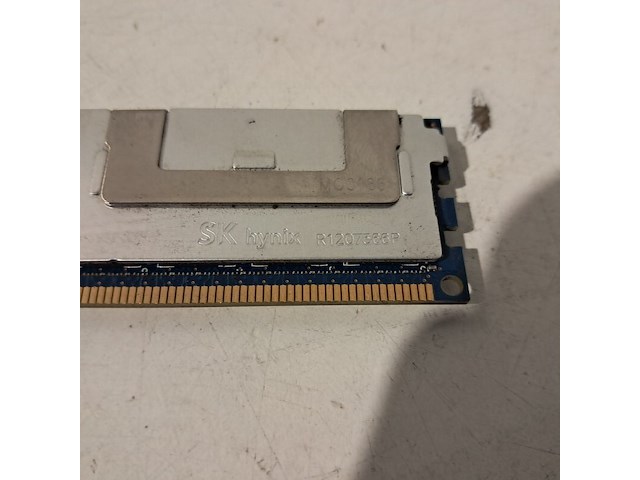 Diverse server-componenten, o.a. intel , seagate & kingston - afbeelding 29 van  32