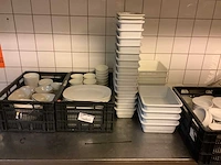 Diverse servies, kommen, schalen en bakken
