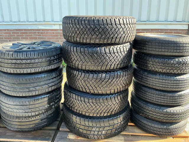 Diverse set autobanden (10x) - afbeelding 13 van  22