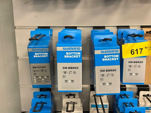 Diverse shimano bottom brackets (25x) - afbeelding 2 van  6