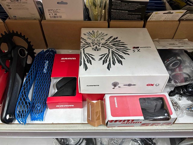 Diverse shimano / sram / elvedes / tektro fietsonderdelen - afbeelding 4 van  9