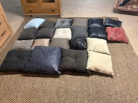 Diverse sierkussen (21x) - afbeelding 1 van  13