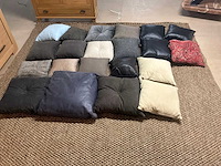 Diverse sierkussen (21x) - afbeelding 6 van  13