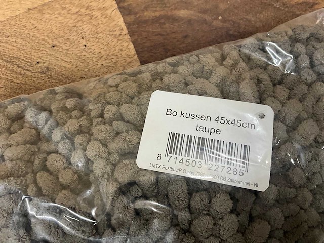 Diverse sierkussens (33x) - afbeelding 16 van  25