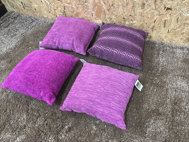 Diverse sierkussens (4x) - afbeelding 3 van  7