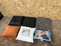 Diverse sierkussens (6x) - afbeelding 1 van  9