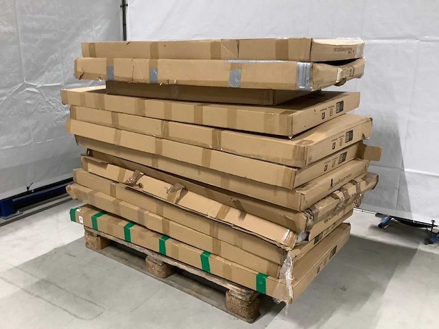 Diverse silvergear verwarmings panelen (12x) - afbeelding 1 van  6