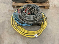 Diverse slangen en elektra - afbeelding 1 van  3