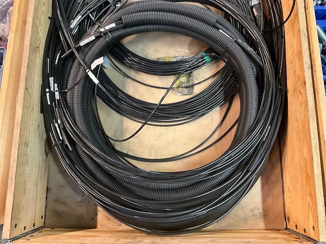 Diverse slangen en leidingen - afbeelding 3 van  4