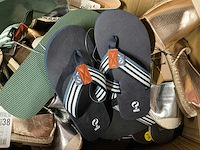 Diverse slippers/instappers (24x) - afbeelding 6 van  7