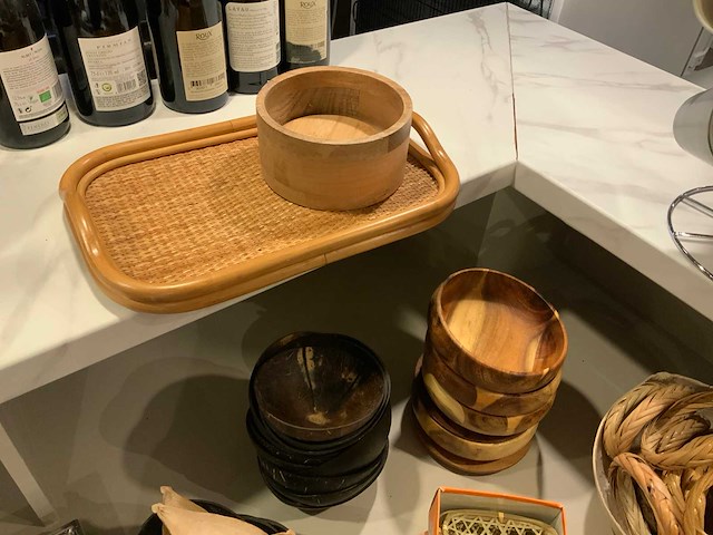 Diverse soorten servies en benodigheden - afbeelding 3 van  5