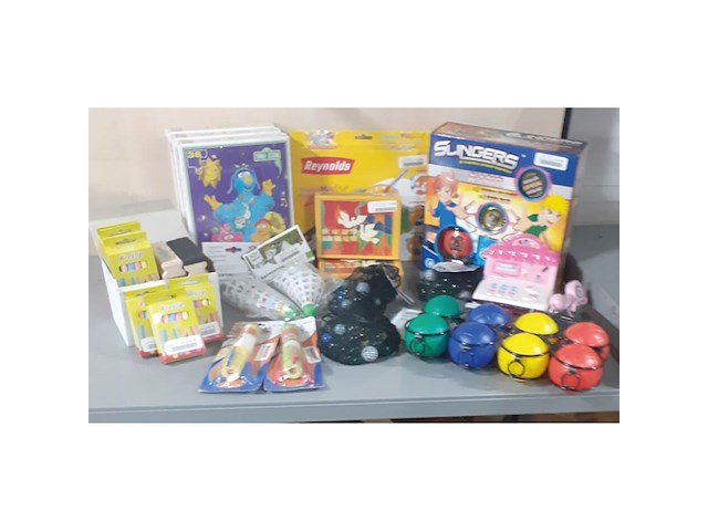 Diverse speelgoed (d1009) - afbeelding 3 van  3