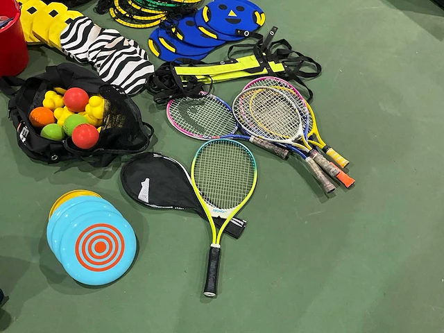 Diverse sport attributen - afbeelding 7 van  7