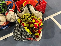 Diverse sport attributen - afbeelding 8 van  8