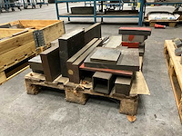 Diverse staal restanten - afbeelding 4 van  4