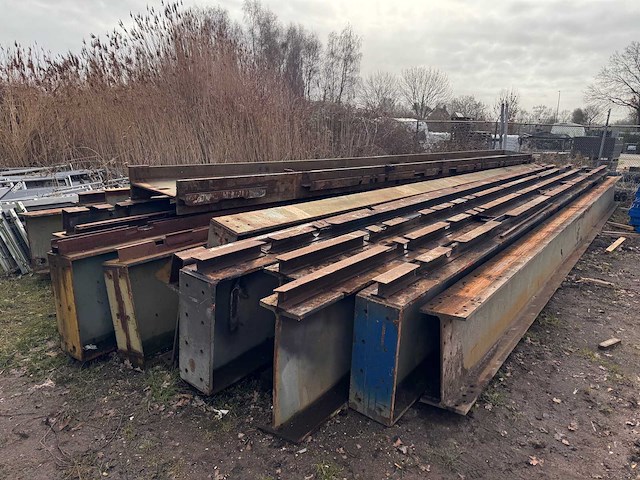 Diverse stalen ipe (constructie)balk (15x) - afbeelding 1 van  8