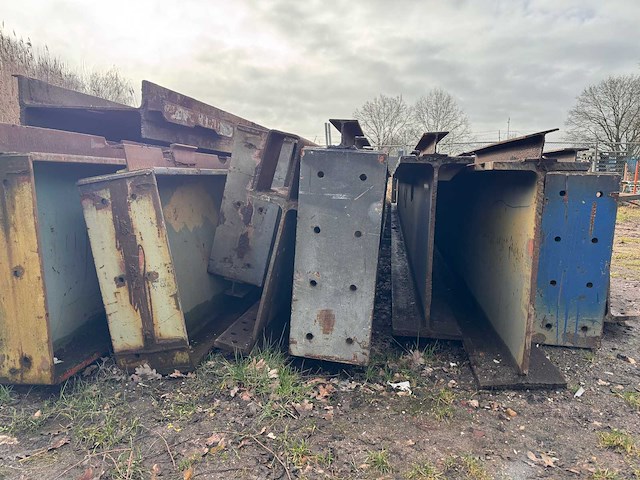 Diverse stalen ipe (constructie)balk (15x) - afbeelding 4 van  8