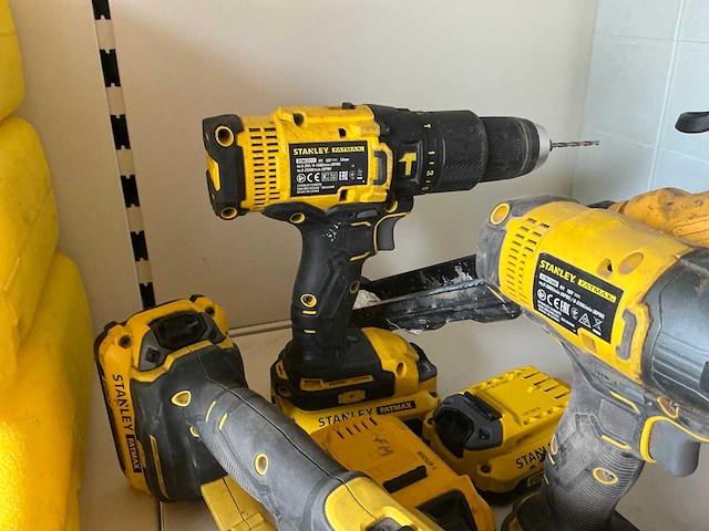 Diverse stanley fatmax / dewalt accu gereedschap & accu’s (7x) - afbeelding 4 van  5