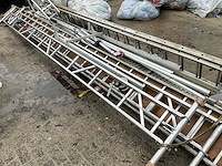 Diverse steigeronderdelen en klimmaterialen - afbeelding 3 van  4