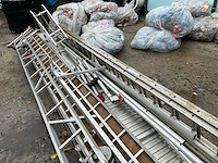 Diverse steigeronderdelen en klimmaterialen - afbeelding 4 van  4