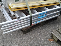 Diverse steigeronderdelen, o.a zarges - afbeelding 3 van  6