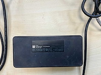 Diverse stekkers, stekkerdozen en computer muizen - afbeelding 4 van  8