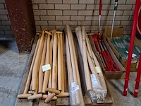 Diverse stelen - afbeelding 3 van  10