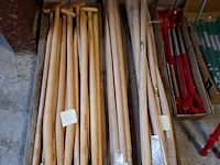 Diverse stelen - afbeelding 4 van  10