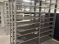 Diverse stelling en metalen wandborden - afbeelding 4 van  11