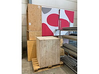 Diverse stellingen en displayblokken - afbeelding 7 van  16