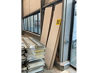 Diverse stellingen en displayblokken - afbeelding 14 van  16