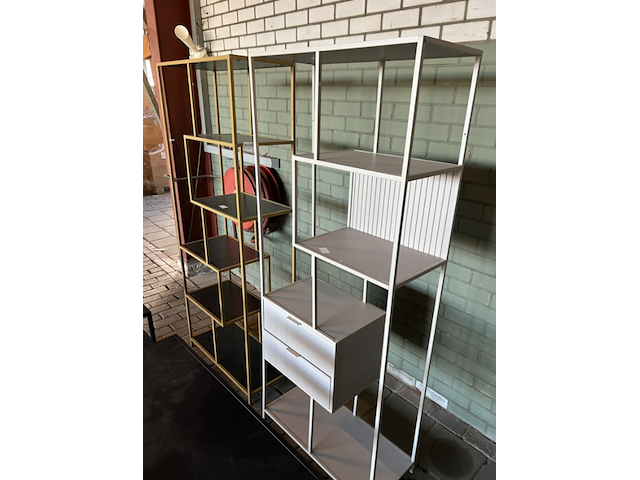 Diverse stellingkasten en salontafels - afbeelding 3 van  3