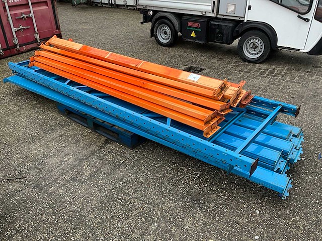 Diverse stellingonderdelen - afbeelding 2 van  2