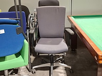 Diverse stoelen, o.a. ahrend - afbeelding 9 van  11