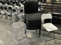 Diverse stoelen - afbeelding 1 van  3