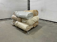 Diverse stoffen - afbeelding 6 van  6