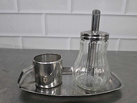 Diverse suiker- en rvs melkkannen - afbeelding 1 van  3