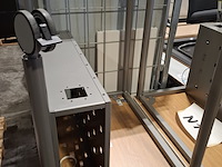 Diverse tafels en kantoormeubilair - afbeelding 4 van  6