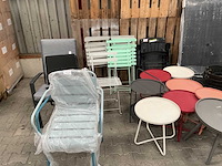 Diverse tafels en stoelen - kampeerstoelen & tafels (28x) - afbeelding 5 van  6